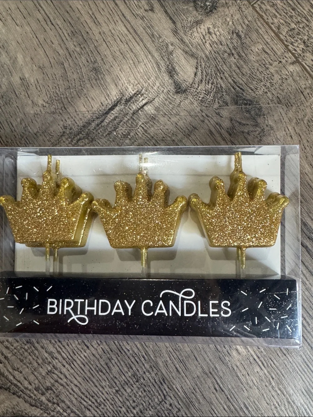 Assorted 40th Birthday Party Supplies